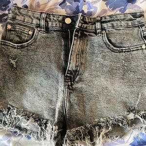 Fashion nova ripped denim shorts
